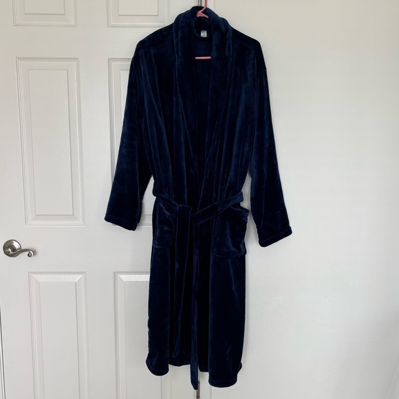 Navy Plush Robe - Picture 2 of 5